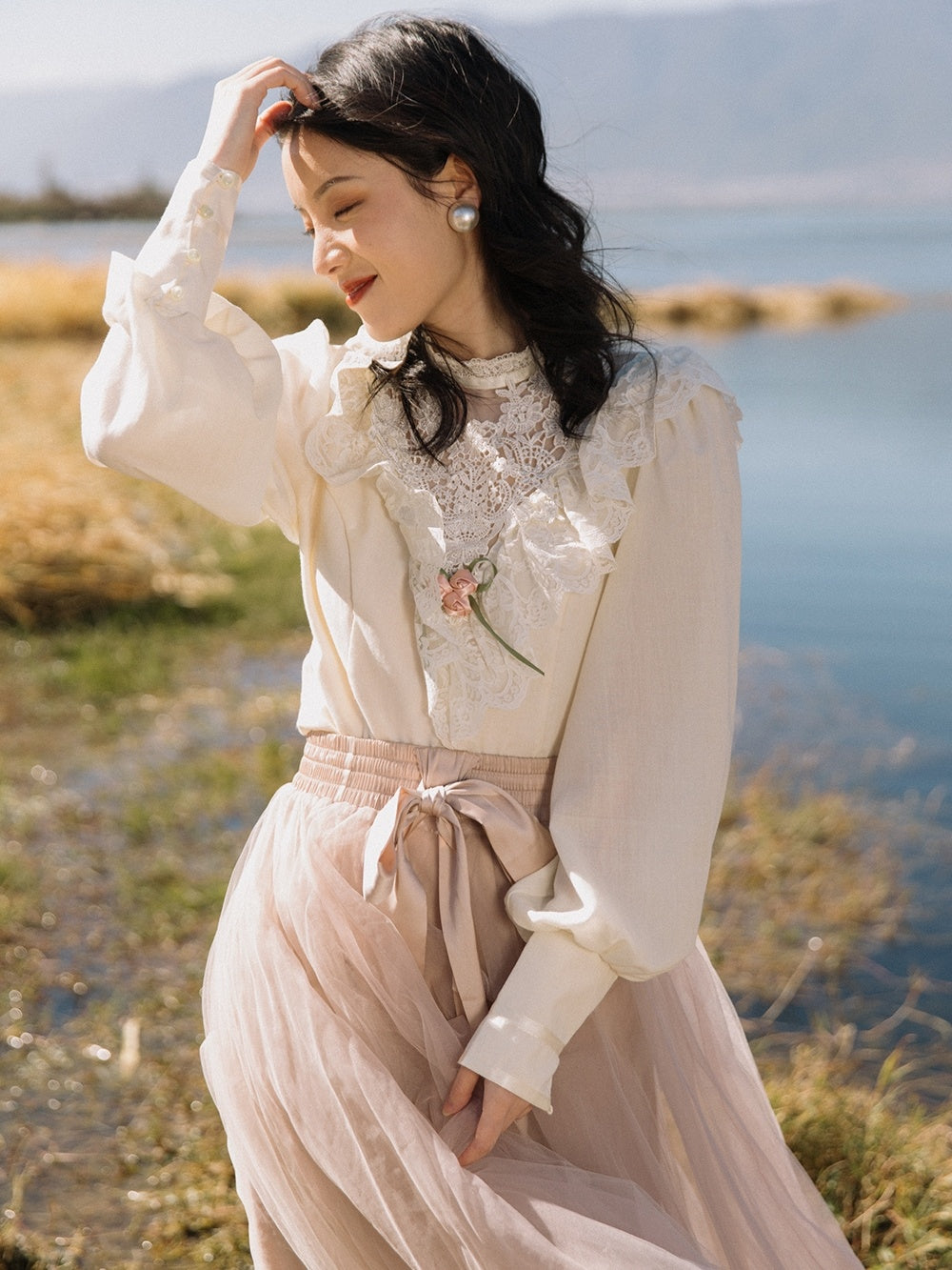 Palace Style Retro Dress With Vintage Lace Shirt